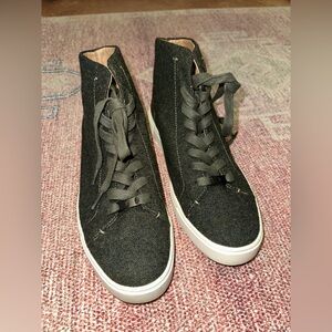 Women’s Frye wool & leather high tops chucks size 9.5 grey & black